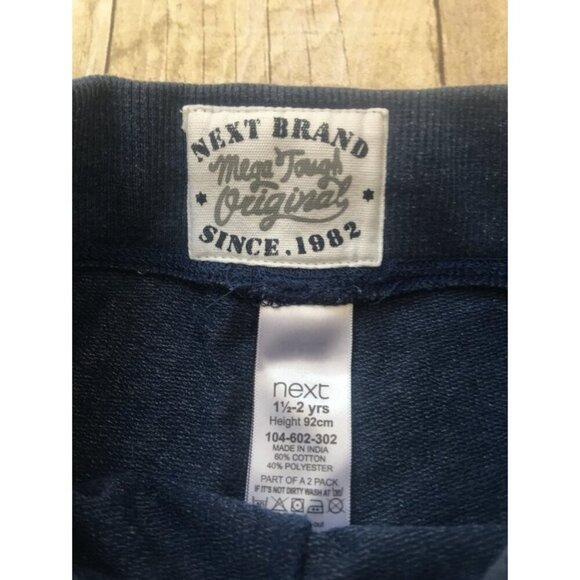 Next Shorts Size 1.5-2Y - Picture 4 of 4
